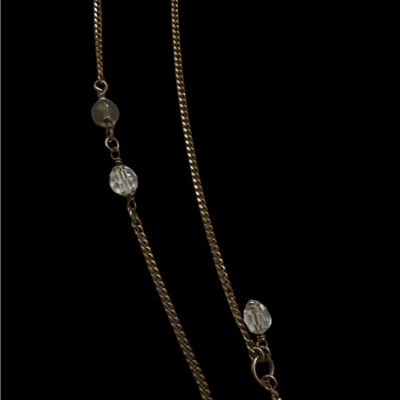 Chanel Gold and Pearl Necklace - Picture 4 of 8